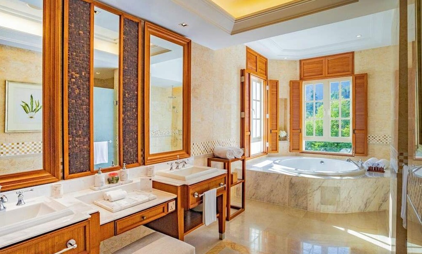 Image 7: ✈ MALESIA | - The Danna Langkawi Resort & Beach Villas 5* - Spa