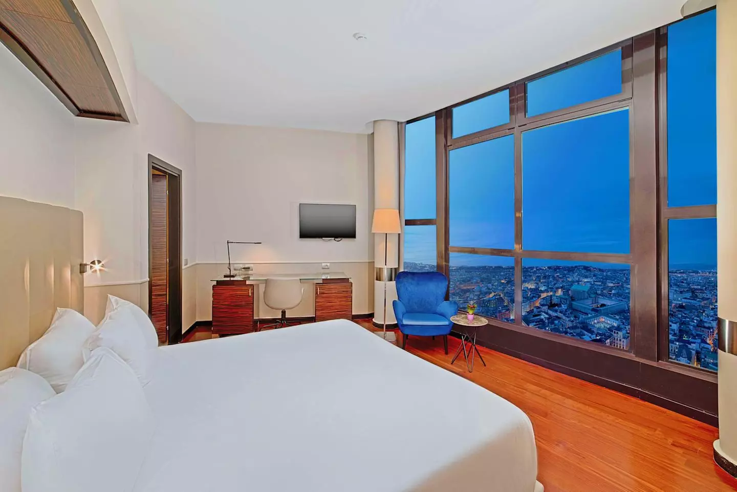 ✈ ITALIE | Naples - NH Napoli Panorama 4*, 2 nuit - City break