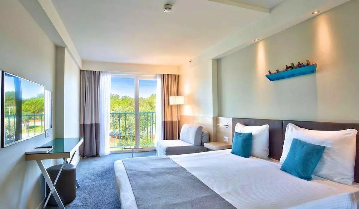 ✈ ISTRIA | Pula Medulin - Park Plaza Belvedere Medulin 4*, 3 Nächte...