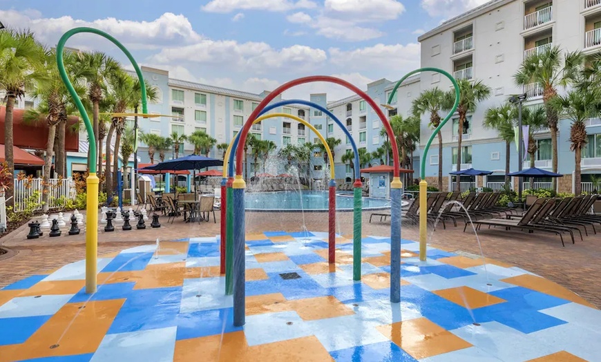 Image 2: ✈ FLORIDA | Orlando - Holiday Inn Resort Lake Buena Vista 3*, 3 nac...