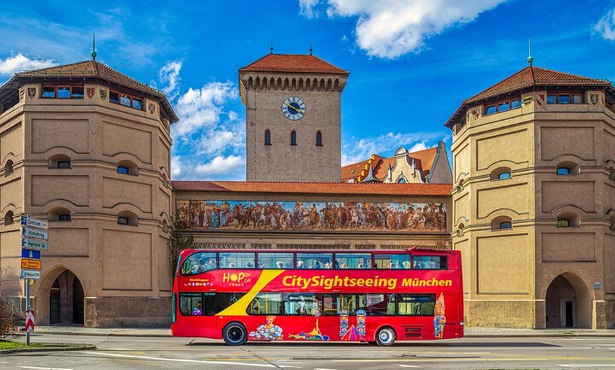 Image 17: Hop-On-Hop-Off-Tour CitySightseeing München