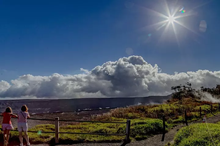 Small Group Big Island Twilight Volcano and Stargazing Tour