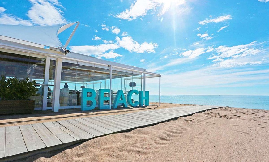 Image 14: ✈ COSTA BARCELONA | Calella - Hotel Volga 4*, 2 nachten - Aan zee