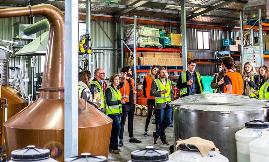 Image 6: Tasmanian Whisky Distillery Tour