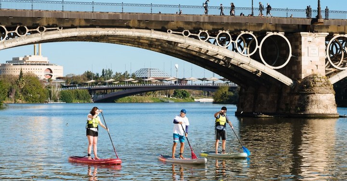 Tour privado de paddle surf en el río Guadalquivir, Sevilla