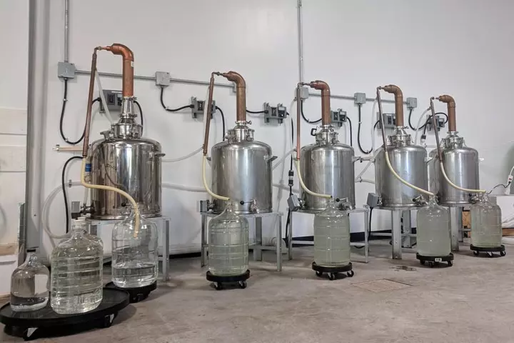 Guided Distillery Tour & Rum Tasting