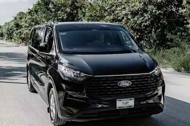 Black Van from Cancun One Way Airport - Second Medium