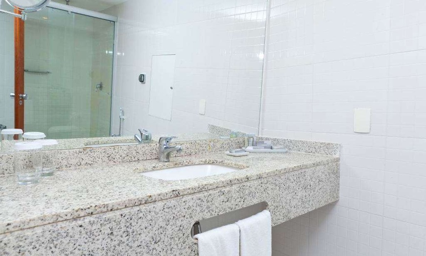 Image 10: ✈ BRASILIEN | Rio De Janeiro - Rio Othon Palace 5*, 5 Nächte - Roof...