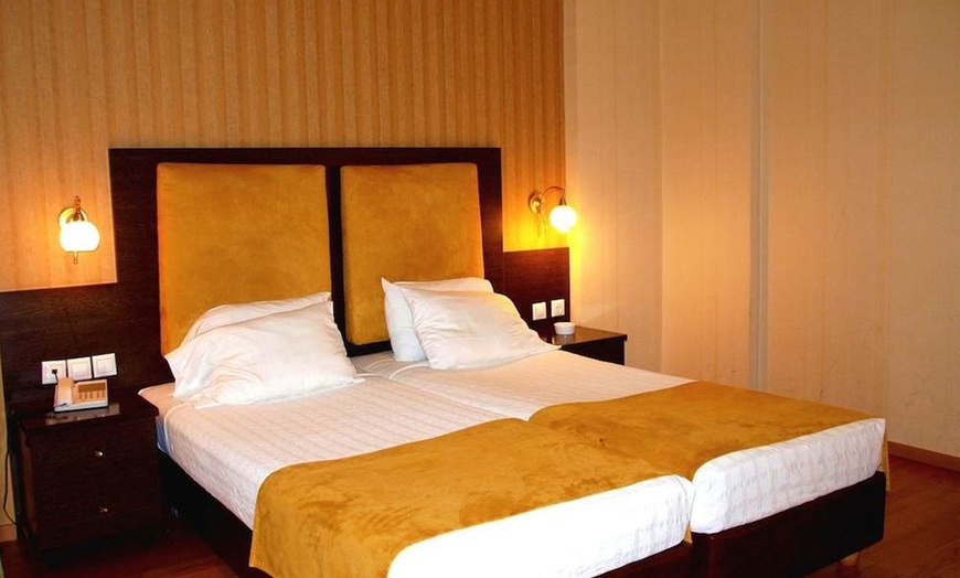 Image 20: ✈ ATENY I OKOLICE | Ateny - Delphi Art Hotel 3* - City break