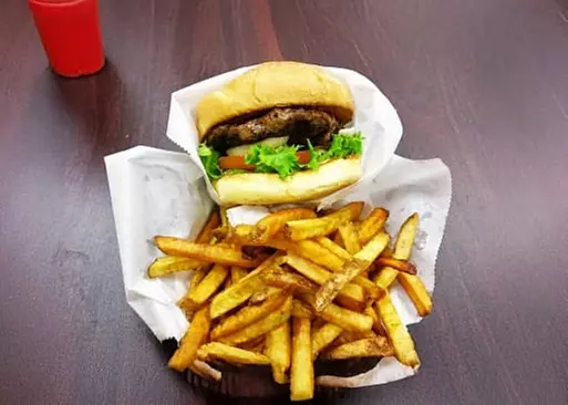 5% Cash Back at Chub'z Famous Chiliburgers