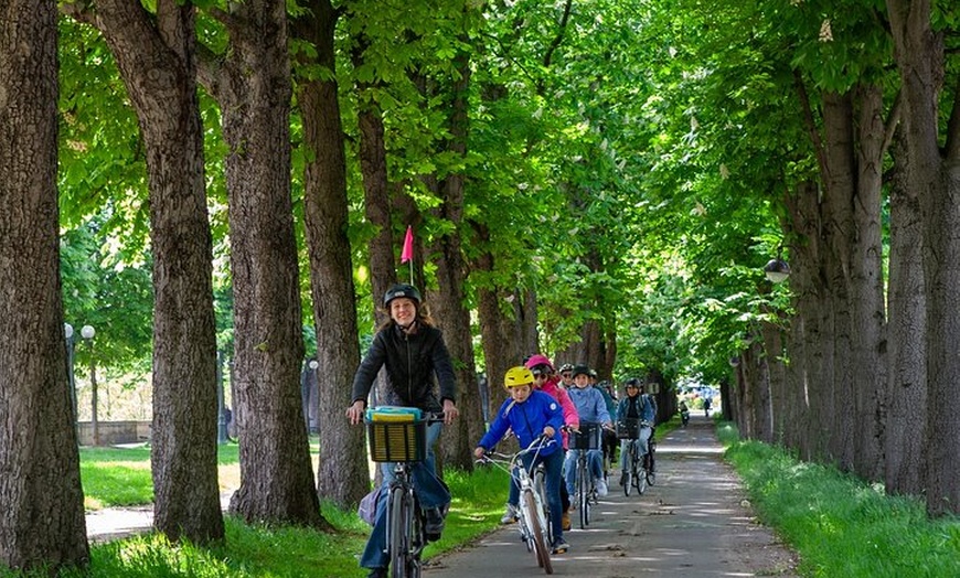 Image 4: Visite privée à vélo de Paris - Sites emblématiques autour de la Seine