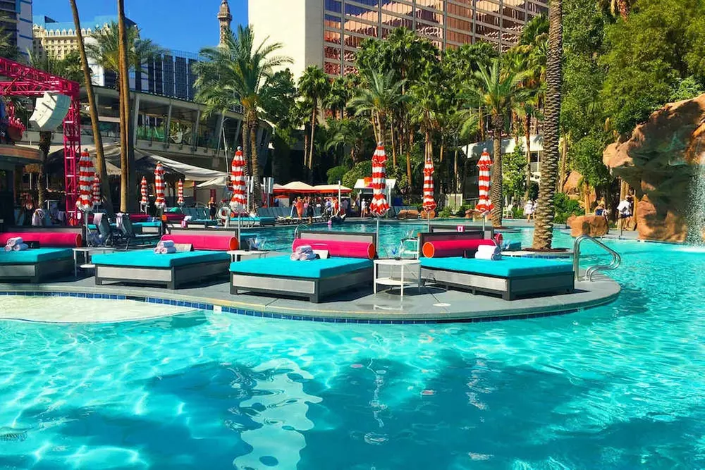 ✈ NEVADA | Las Vegas - Flamingo Las Vegas Hotel & Casino 3*, 5 nuit...