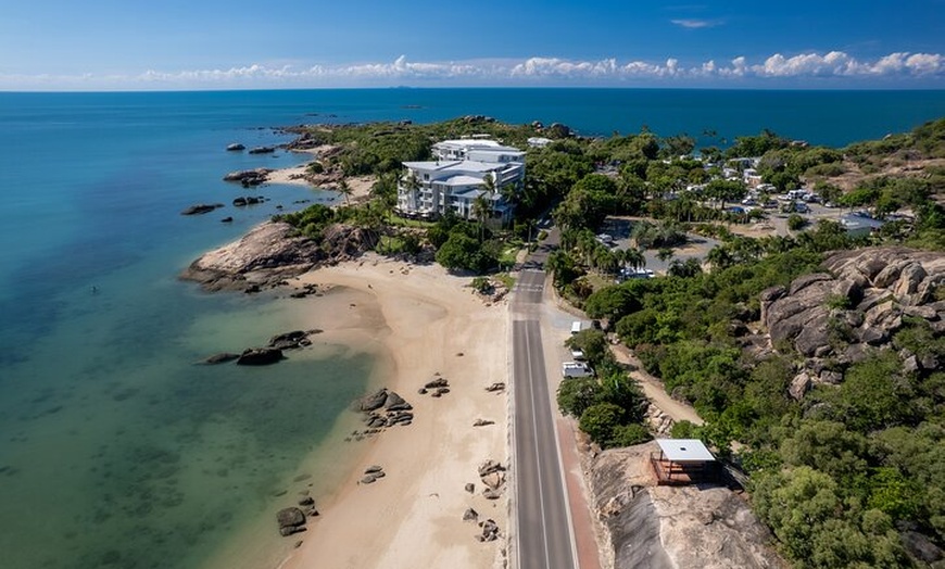 Image 4: Bowen Beaches Discovery-Top of the Whitsundays