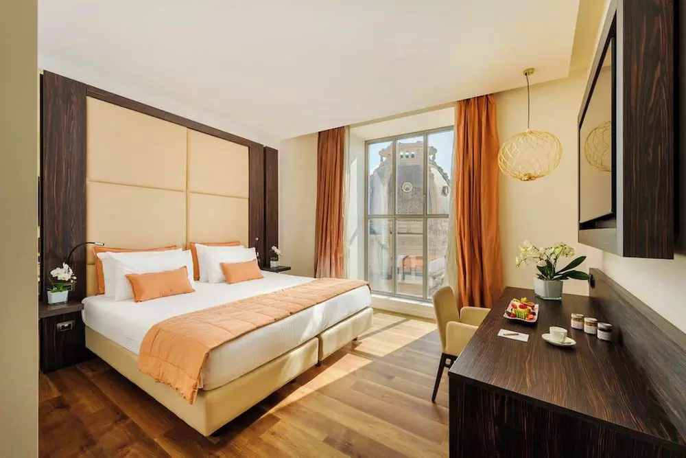 ✈ ITALIEN | Mailand - Hotel Dei Cavalieri Milano Duomo 4*, 2 Nächte...