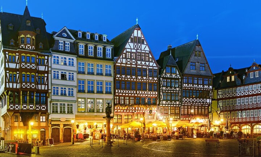 Image 7: Private Tour nach Einbruch der Dunkelheit in Frankfurt