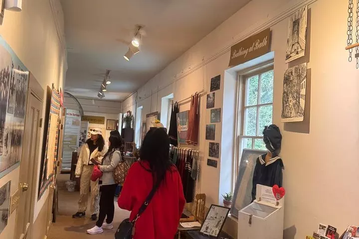 Berkeley Springs and Roman Bath Spa Private Experience