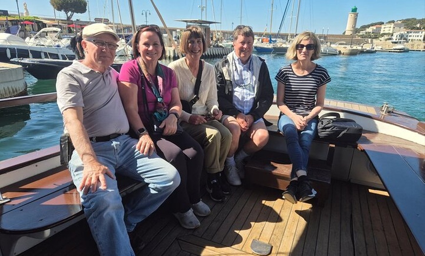 Image 4: Tour Cassis Balade en bateau et visite des grottes au départ d'Aix