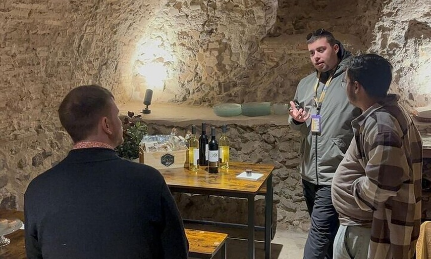 Image 4: Tour al convento con cata de vinos y mazapán en Toledo