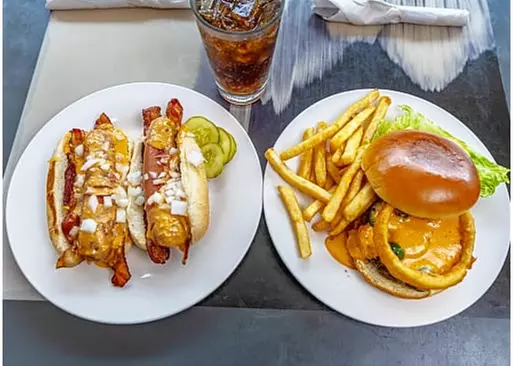 5% Cash Back at Flavors Around the Square