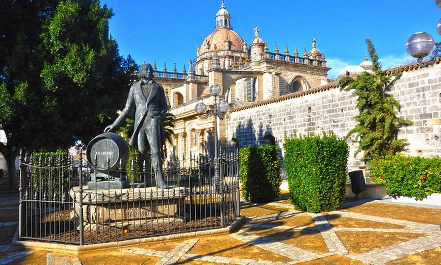 Image 9: Jerez Caballos y Bodegas Tío Pepe desde Estepona y Marbella