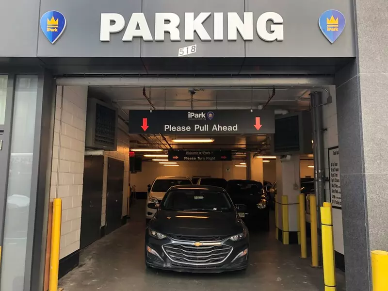 Parking at iPark - 507 W. 28th St. Parking Garage - Primary Image