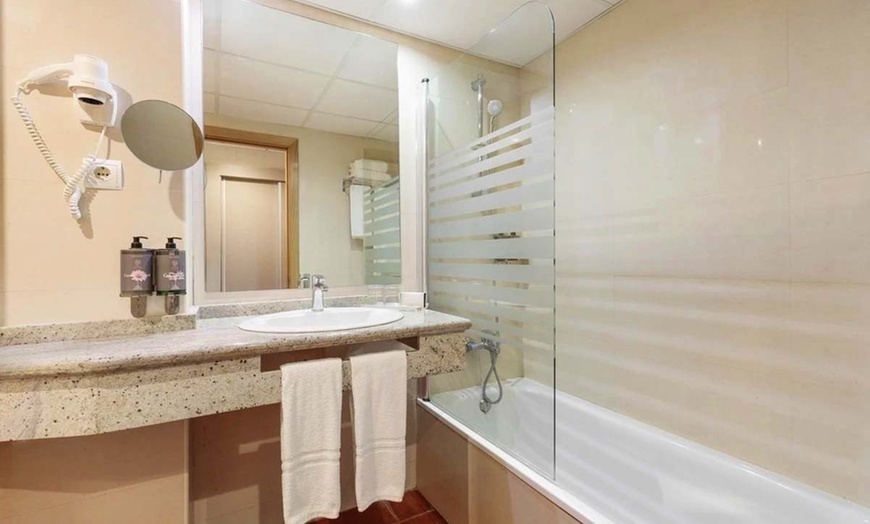 Image 9: ✈ COSTA DORADA | Cap de Salou - Best Cap Salou 3* - Aqua Parc