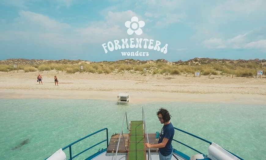 Image 6: Paseo en Barco a Playas de Formentera Wonders con Todo Incluido