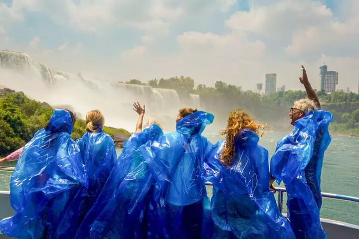 Best of Niagara Falls USA Tour with Cave & Maid of the Mist Boat
