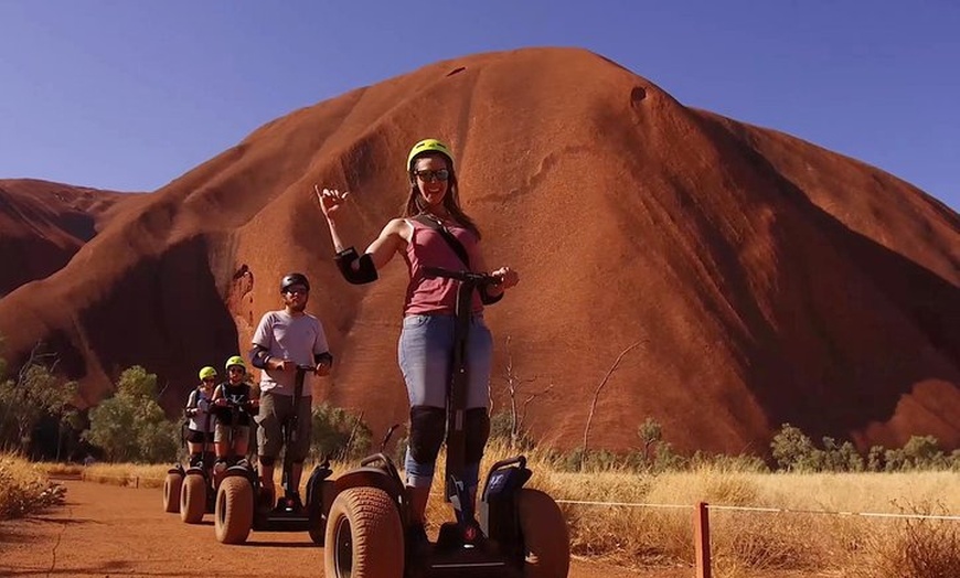 Image 5: Best of Uluru & Segway