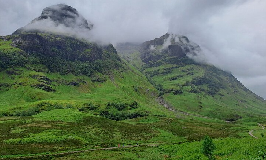 Image 2: Glenfinnan Viaduct, Glencoe & The Highlands