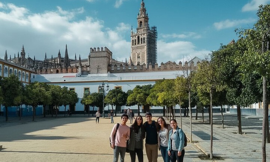 Image 6: Visita guiada a pie por Sevilla con audioguía