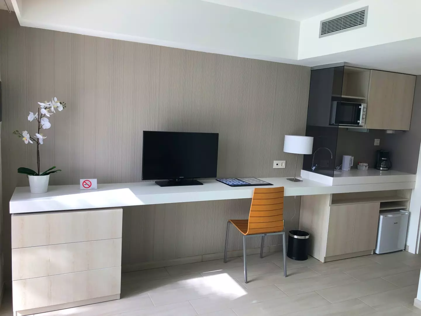 ✈ GRAN CANARIA | San Bartolomé de Tirajana - Hotel Dunagolf Suiten ...