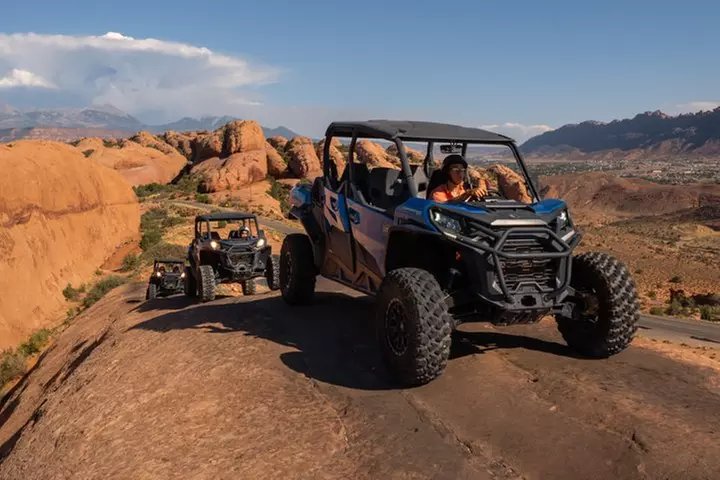 Moab's #1 Rated Guided U-Drive Hell's Revenge Off-Road Tour