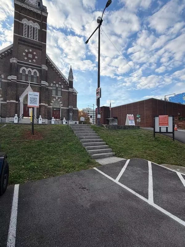 Parking at Capitol Lot