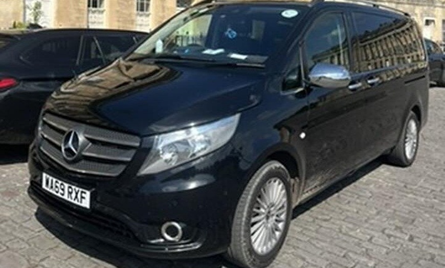 Image 9: Stonehenge Private Car Tour with Chauffeur and Guide