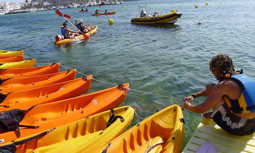Image 2: Excursión Kayak y Snorkel en la Reserva Marina