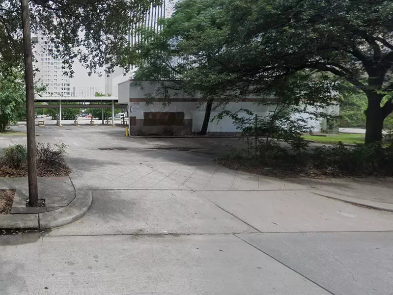 Parking at Lot 1533