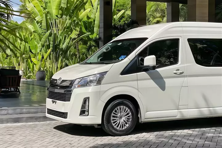 Private Transfer to Cancun Int'l Airport, from Puerto Morelos - Primary Image