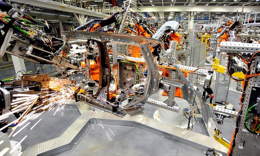 Image 5: Oxford: MINI Factory Tour Go Behind the Scenes