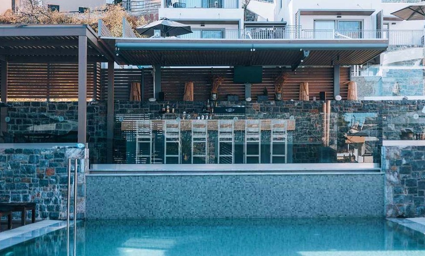 Image 9: ✈ CRÈTE | Agia Pelagia - Seascape Luxury Residences 4* - Piscine ex...