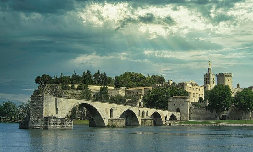 Image 4: Balade en ville d'Avignon avec Audio Guide en 7 langues sur votre t...