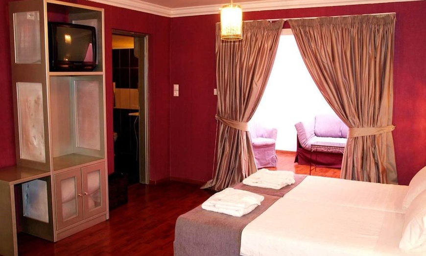 Image 10: ✈ ATENY I OKOLICE | Ateny - Delphi Art Hotel 3* - City break