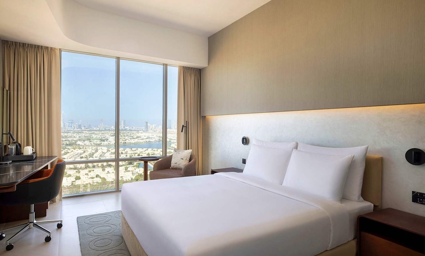 Image 2: ✈ EMIRATS ARABES UNIS | Dubaï - Hotel Local Dubai at Jumeirah Villa...