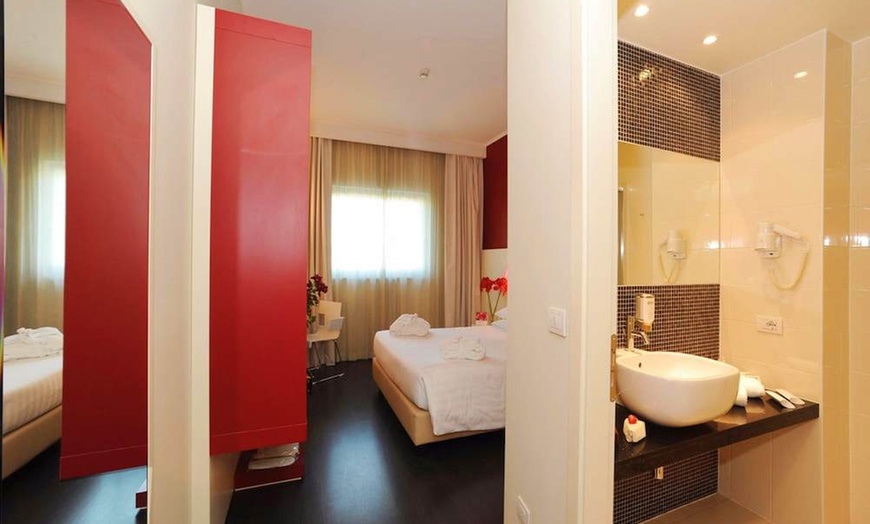 Image 4: ✈ ITALIE | Bologne - Concert Radiohead à Bologne - Cat. Basse & MIC...