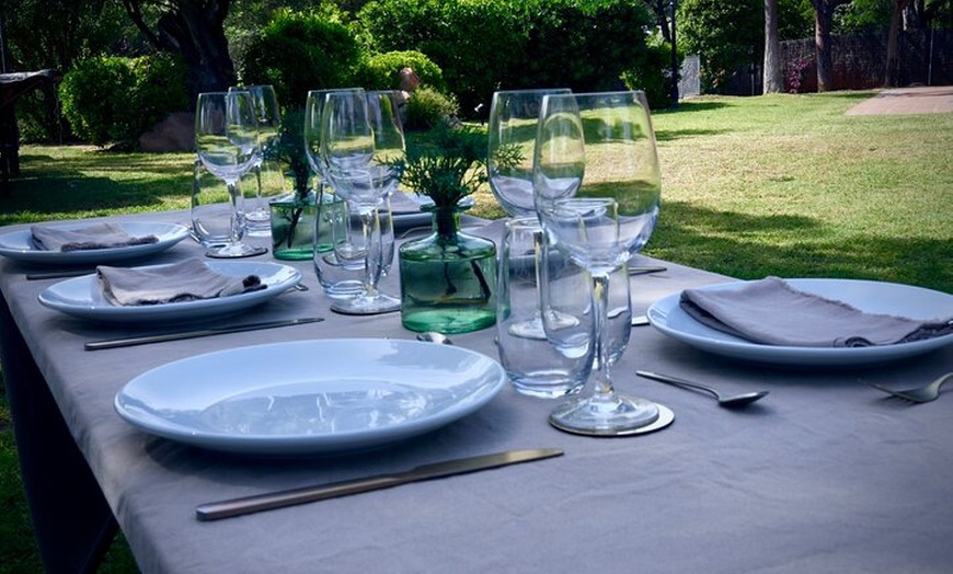 Image 4: Cata de vinos con vistas al mar Mediterráneo