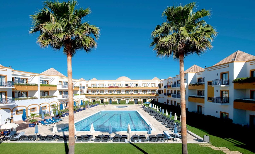 Image 1: ✈ ALGARVE | Tavira - Vila Galé Tavira 4*, 2 nights - Spa