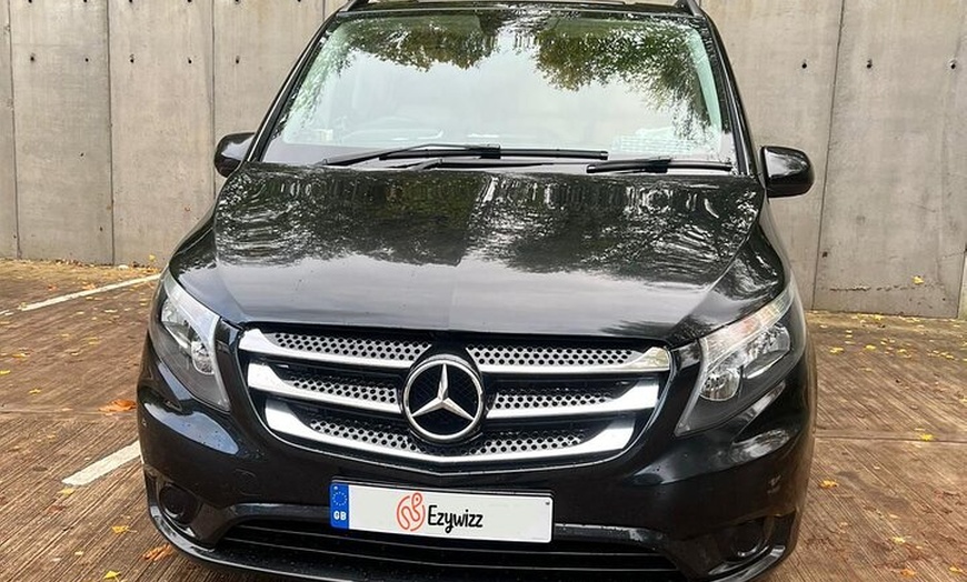 Image 2: Private Transfer from London to Southampton Cruise Port