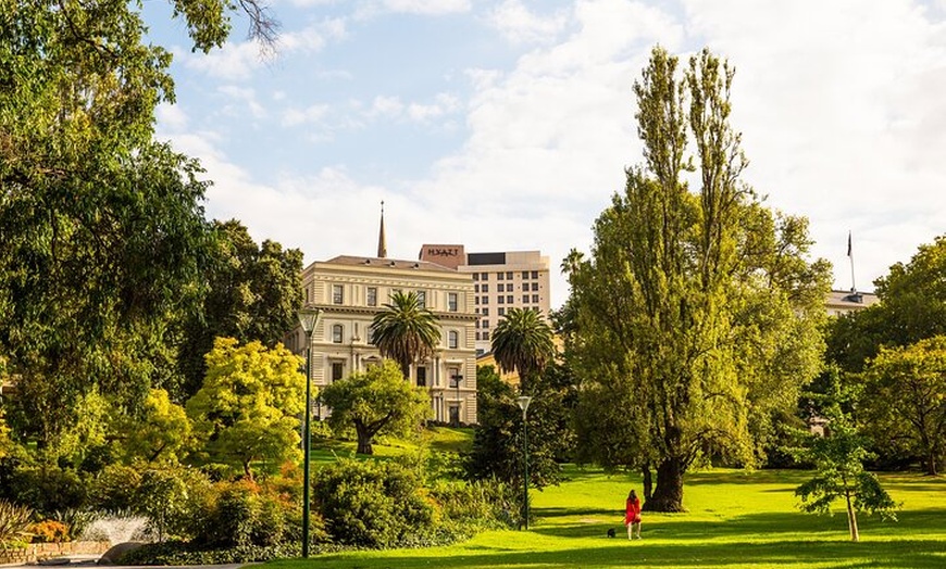 Image 3: East Melbourne Walking Tours