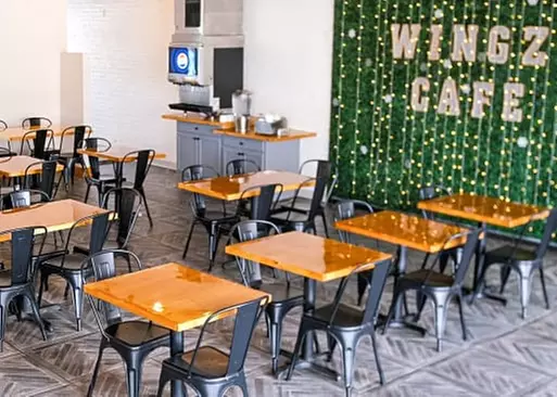 5% Cash Back at Wings Cafe Westport