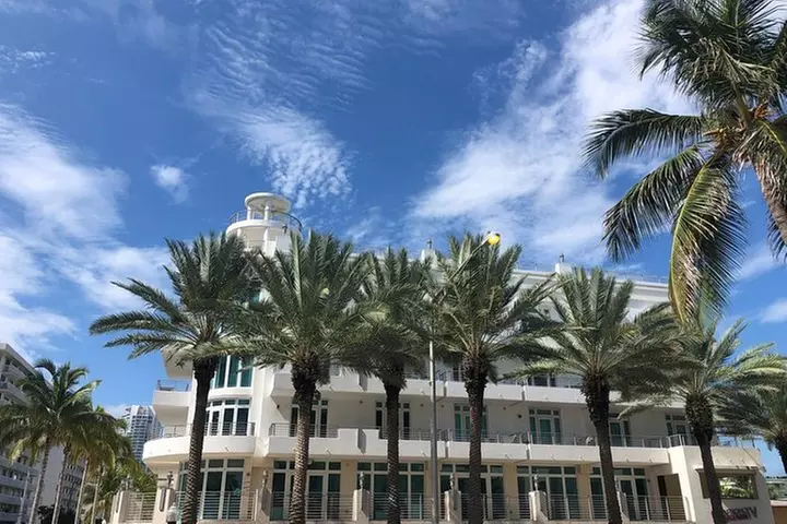 City Half Day Tour of Miami by Bus with Sightseeing Cruise